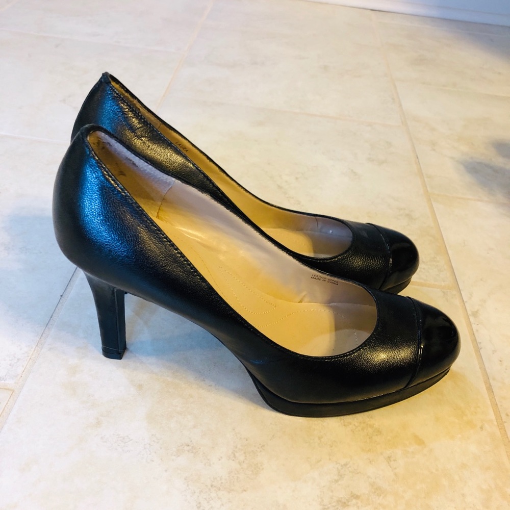 Tahari Heels